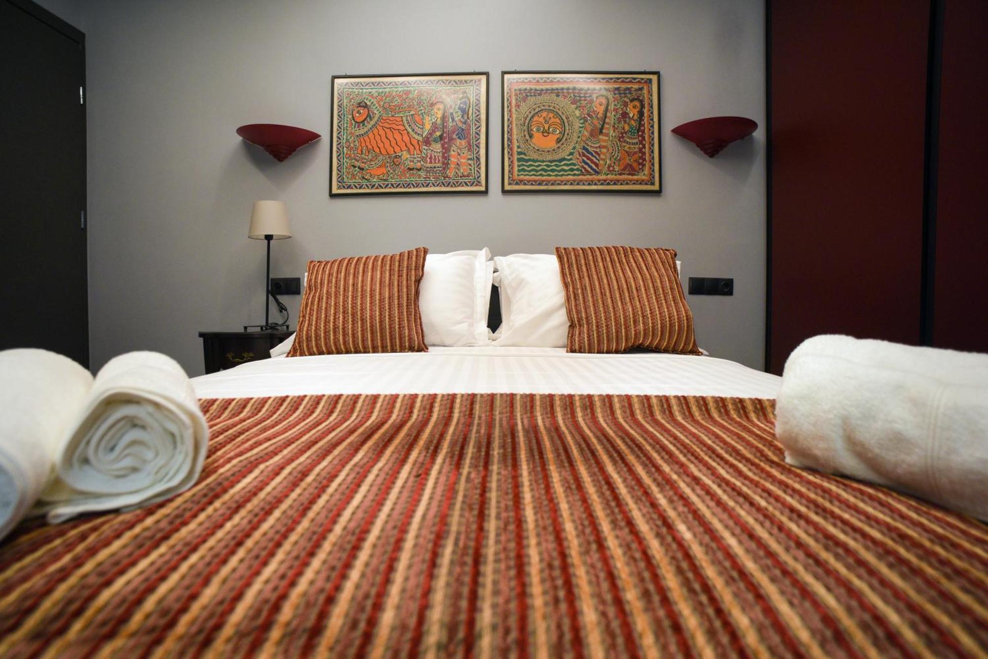 Luxury B At Mitropoleos-aristotelous Square Apartment *