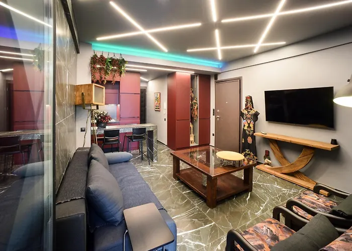 Luxury Apt B At Mitropoleos-Aristotelous Square