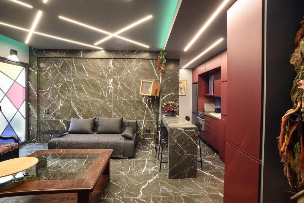 Apartment Luxury B At Mitropoleos-aristotelous Square *